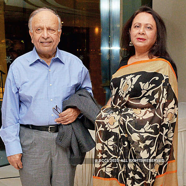 Anjjan Srivastav visits city