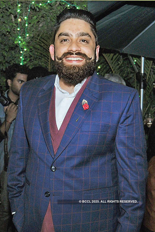 Bronies hosts a party