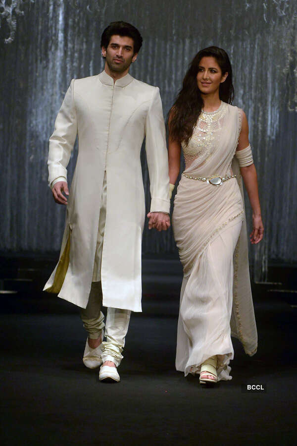 Katrina & Aditya walk the ramp