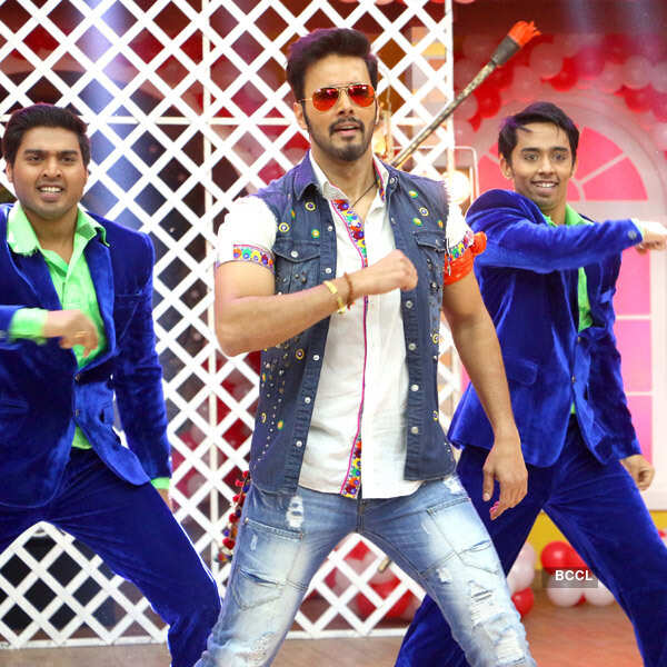 Comedy Classes: On the sets