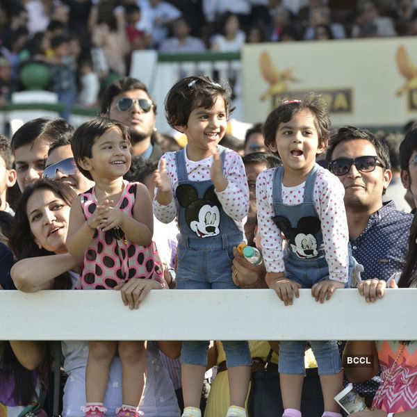 Saif & Kareena dazzle the Indian Derby 2016