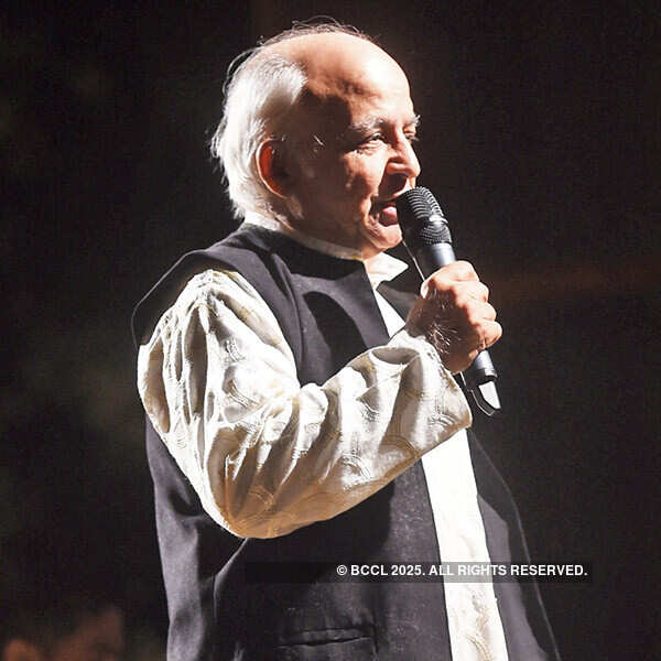 Celebs @ Jashn-e-Rekhta