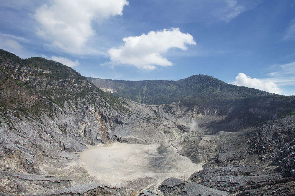 Tangkuban Perahu