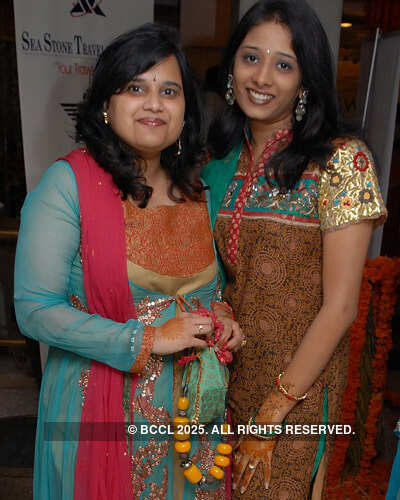 Kuntal, Roshina Agrawal