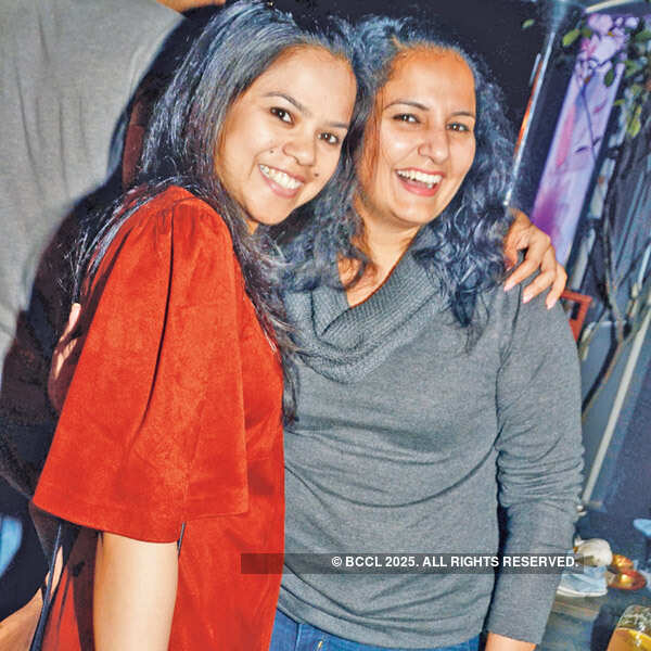 V-Day party @ Ek Bar