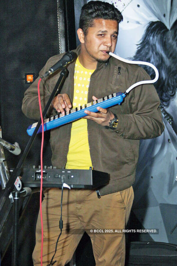 V-Day @ World Art Dining