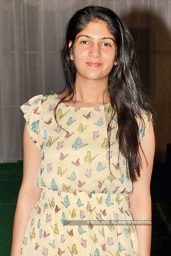 Love, Divorce and Carrot Juice: A play