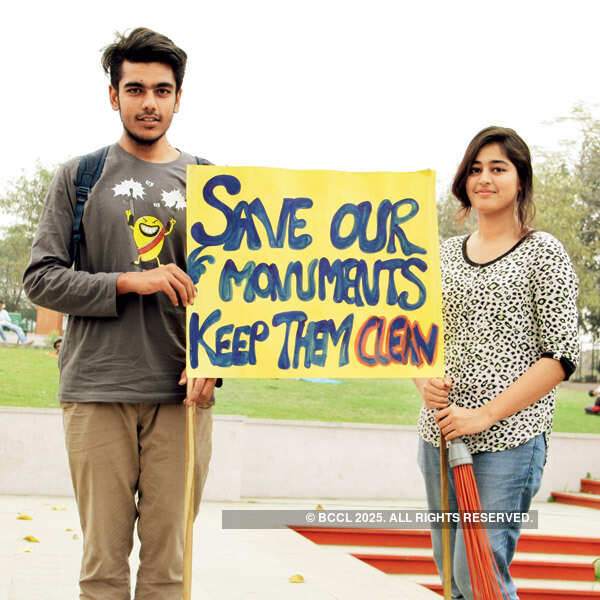 Clean Monument event