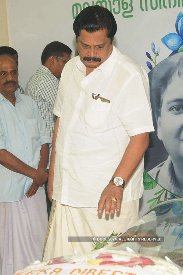 Celebs pay respect to Rajesh Pillai