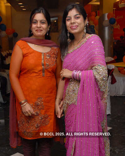 Payal Jham, Divya Sahni 