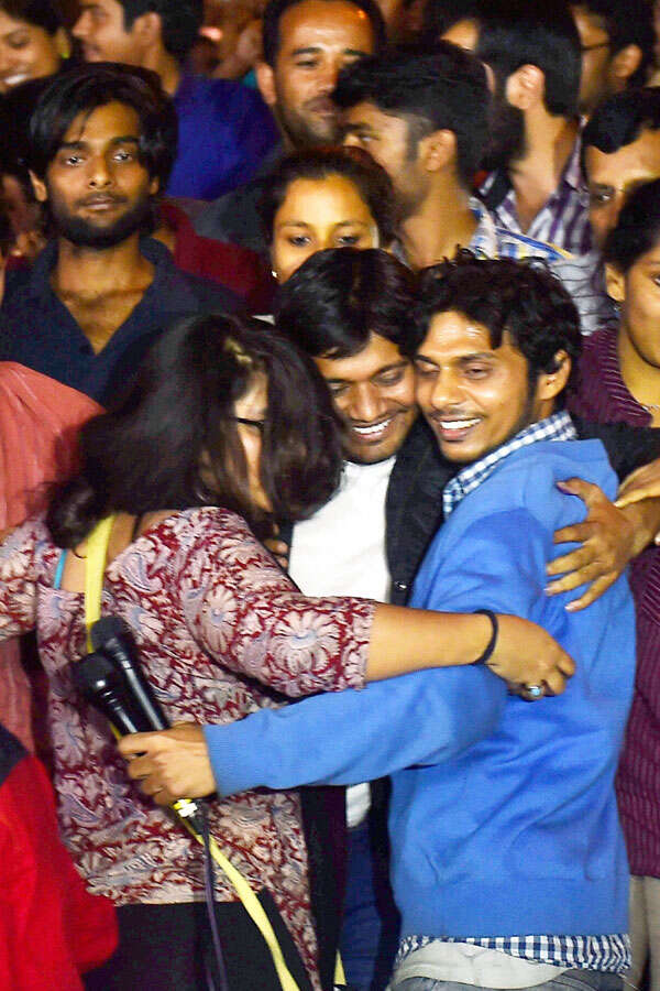 Kanhaiya addresses students at JNU