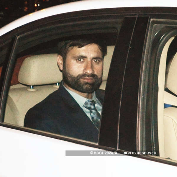 Irfan Pathan hosts wedding reception