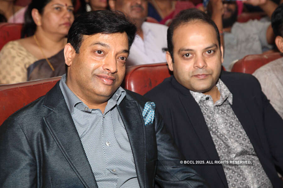 1st Rank Raju: 100 days celebrations