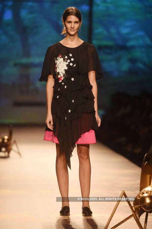 AIFW AW '16: Day 1: Varun Bahl