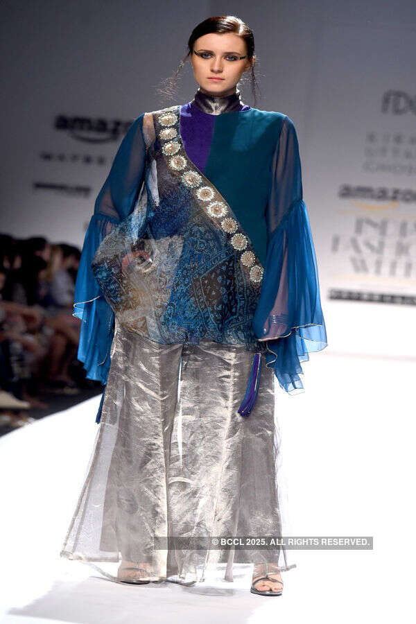 AIFW AW '16: Day 1: Kiran Uttam Ghosh