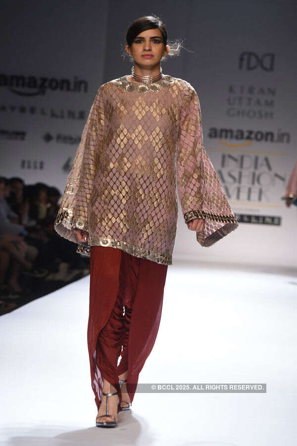 AIFW AW '16: Day 1: Kiran Uttam Ghosh