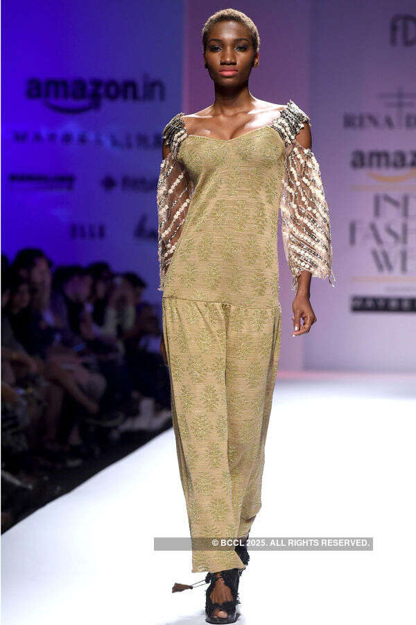 AIFW AW '16: Day 1: Rina Dhaka