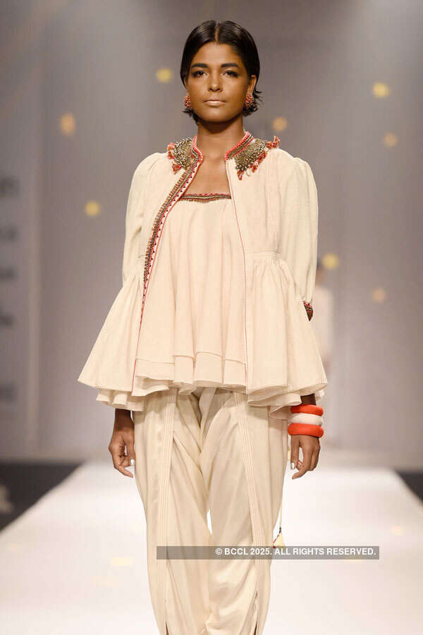 AIFW AW '16: Day 2: Nikasha