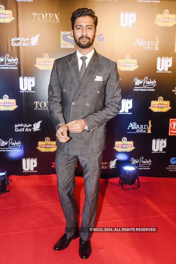 TOIFA 2016 : Red Carpet