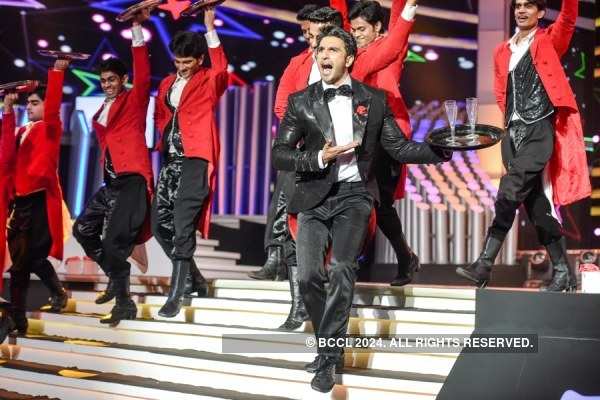 TOIFA 2016 : Peppy performances