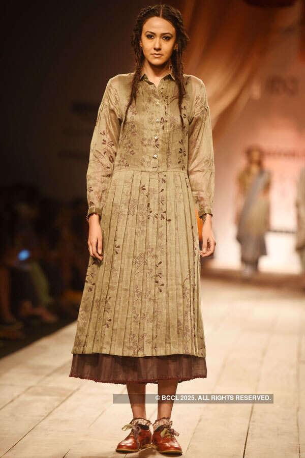 AIFW AW '16: Day 4: Anavila