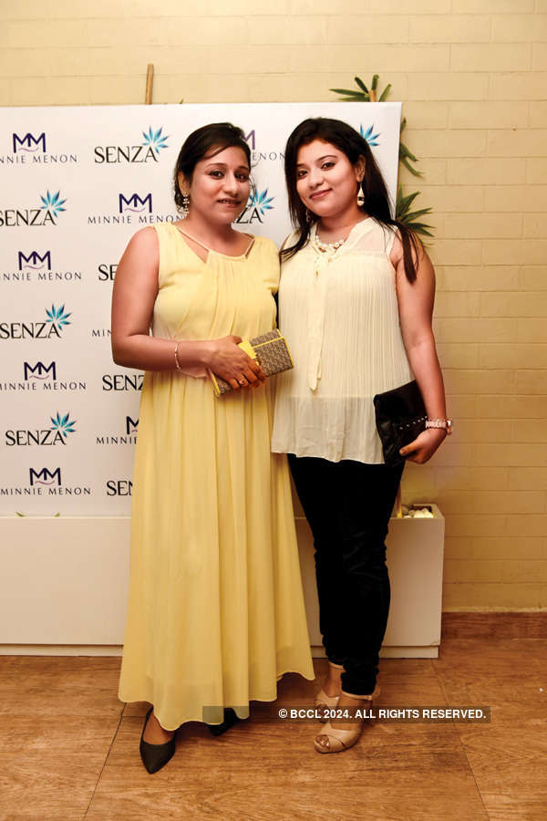 Socialites at jewellery launch