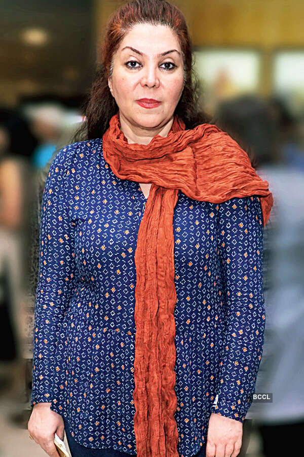 Art lovers at a get-together