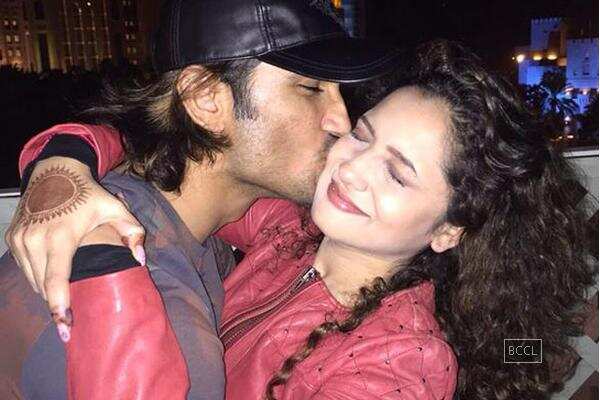 Sushant Singh Rajput Girlfriend Pic Ankita