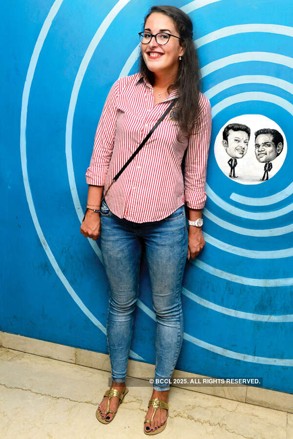 Party @ Small World Pub