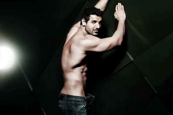 John Abraham Reveals That He Sleeps Naked