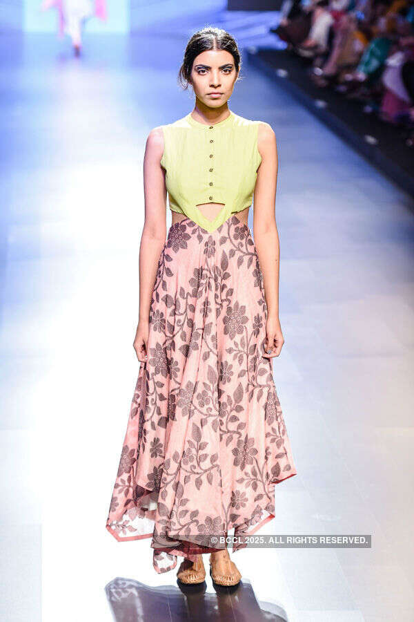 LFW '16 Day 2: Debashri Samanta