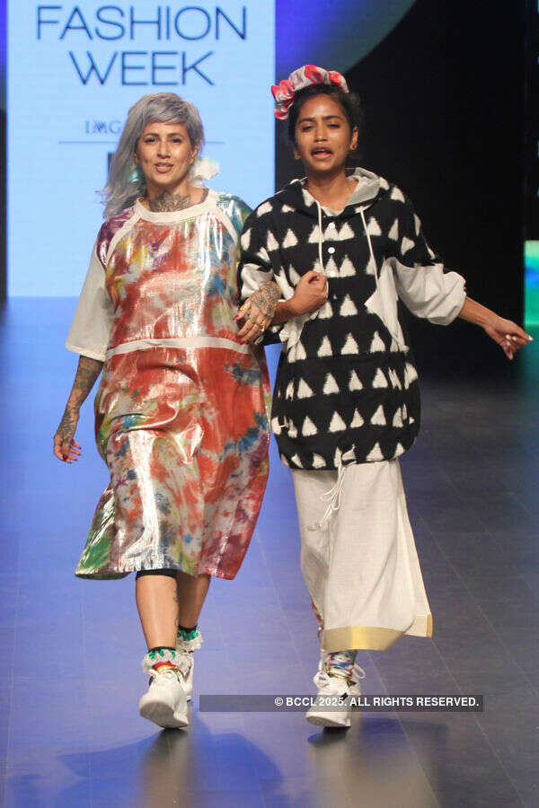 LFW '16 Day 2: Norblack Norwhite by #IndiaCollective