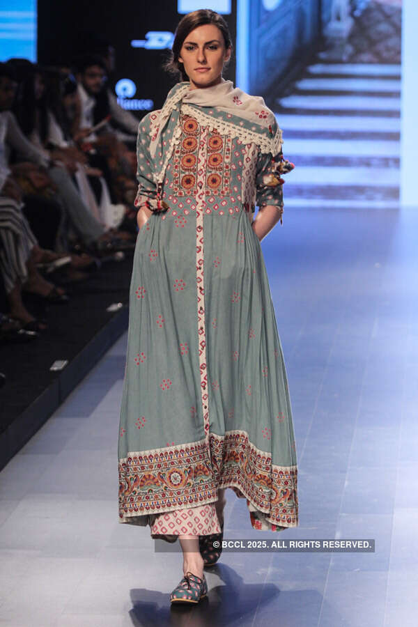 LFW '16 Day 3: Vrisa