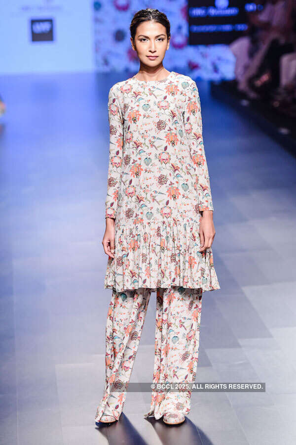 LFW '16 Day 3: Payal Singhal