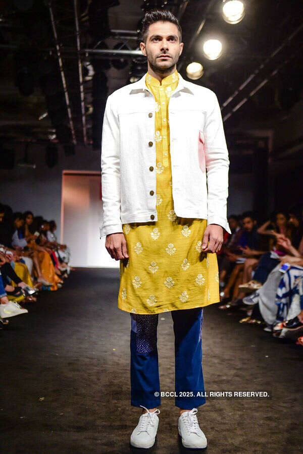 LFW '16 Day 3: Sol by Piyush Dedhia