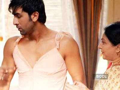 Ranbir dons lingerie after towel