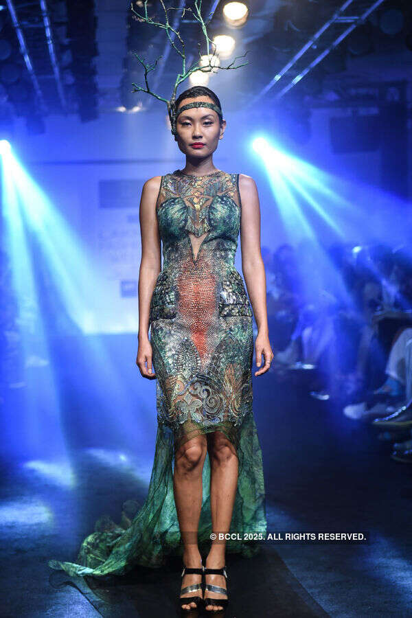 LFW '16 Day 5: Asa Kazingmei