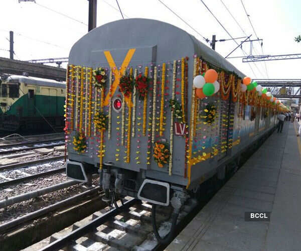 India&rsquo;s fastest train: Gatimaan Express flagged off