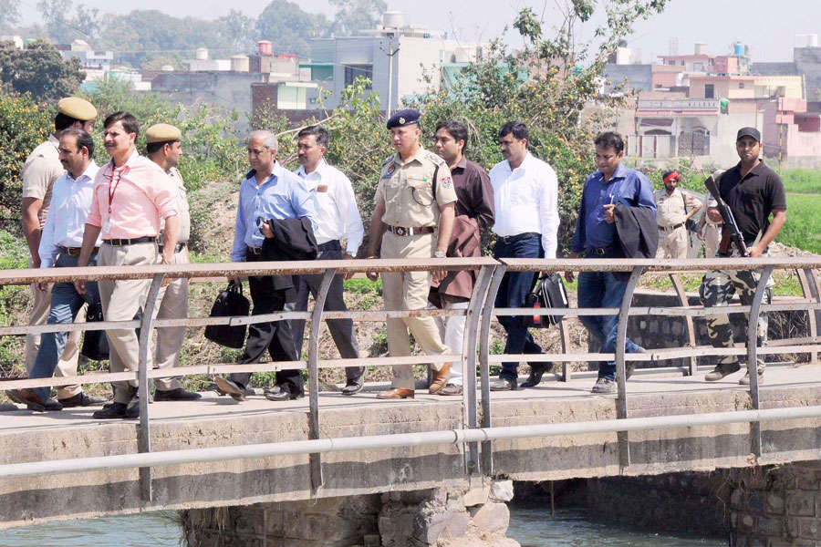 Pathankot attack staged by India, believe Pak sleuths