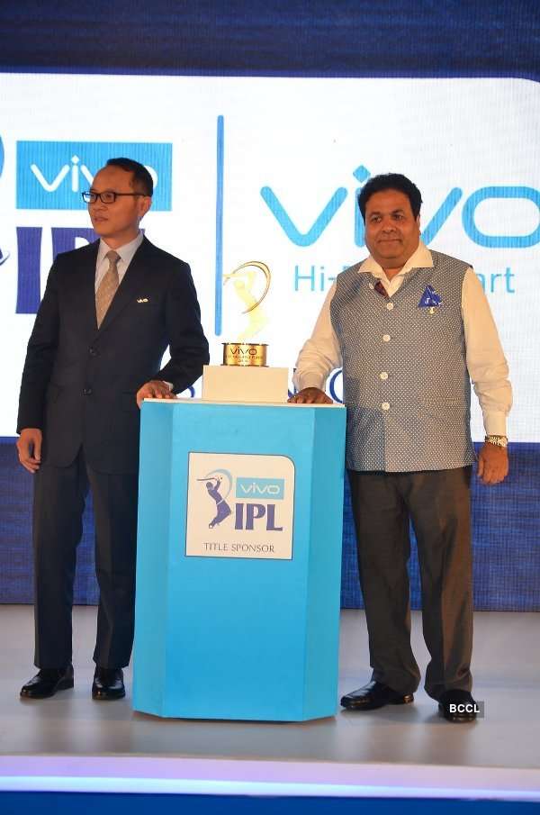 Ranveer Singh launches Vivo