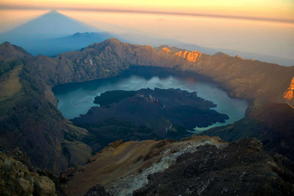 Volcano in Indonesia | An Incredible Journey To Gunung Rinjani in ...