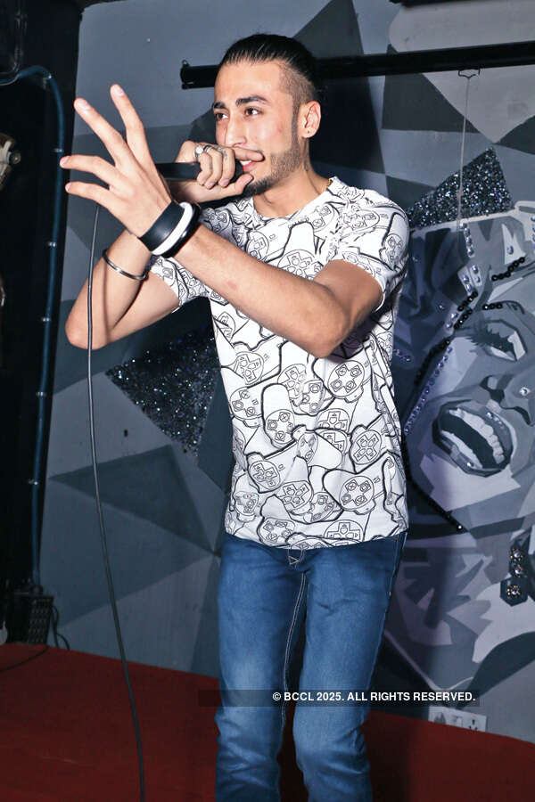 Party @ World Art Dining