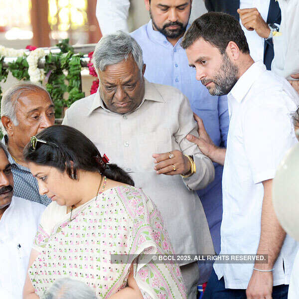 Kamla Advani's Funeral