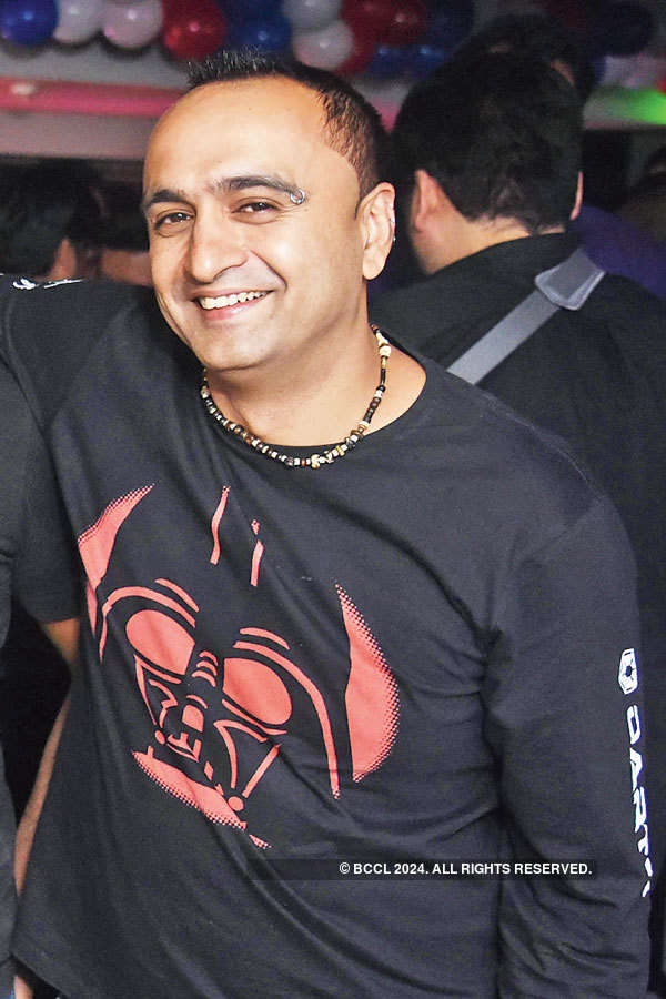 Amit Chauhan's B'day Party