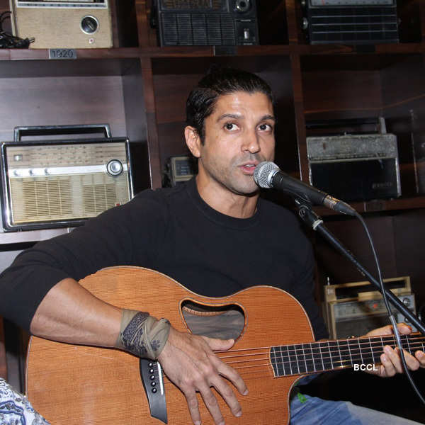 Farhan performs at Radio Bar