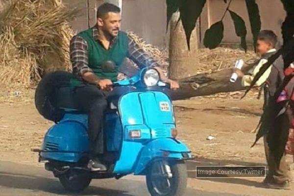 PIC: Salman Khan rides a scooter on the sets of 'Sultan'