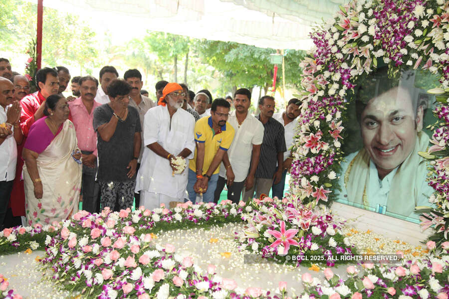 Dr Rajkumar&rsquo;s 87th birth anniversary