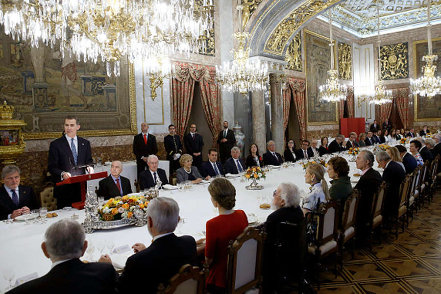 Spanish royals host lunch