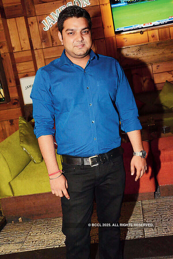 Madam X performs at Raasta