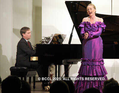 Opera Group performs